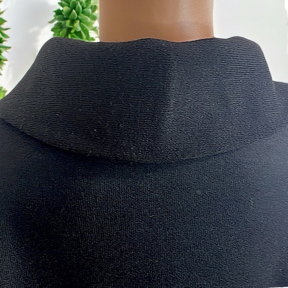 Michael Tyler Black Crosshatch Poncho - Picture 12 of 16